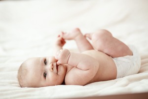Этапы развития первого года жизни ребенка thumbnail