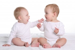 В 2 3 года у ребенка интенсивно развивается устная речь