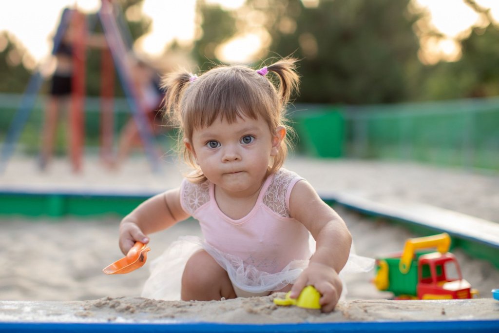 Безопасная окружающая среда для ребенка - как обеспечить безопасность  окружающей среды для малыша - agulife.ru