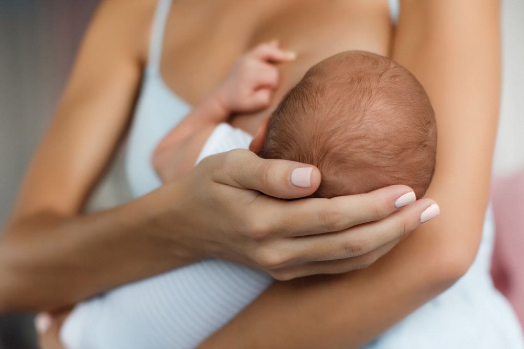 Диета для кормящей мамы при коликах у грудничка при грудном вскармливании новорожденного