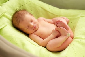 Какие прививки делать новорожденным